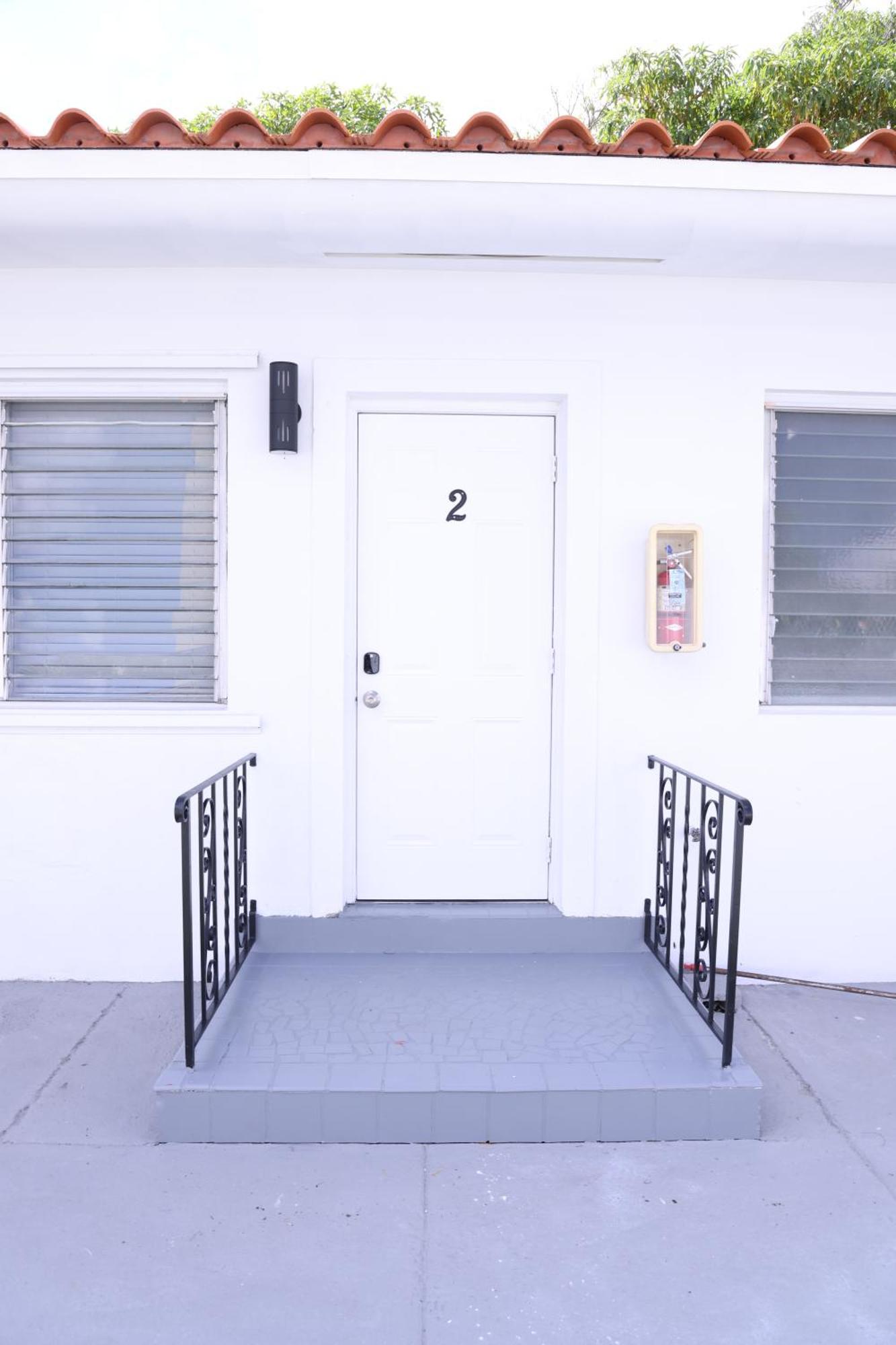 Douglas Rd Apartments Miami Kültér fotó