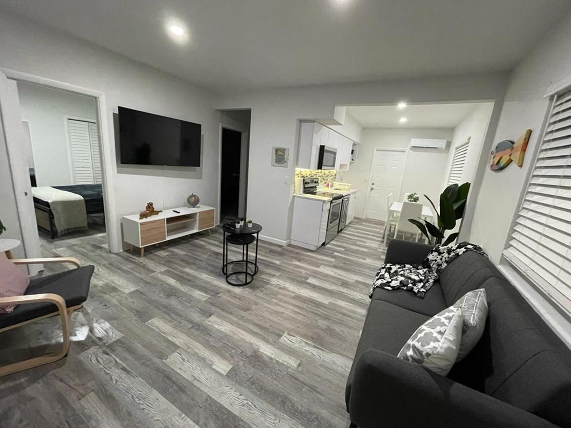 Douglas Rd Apartments Miami Kültér fotó